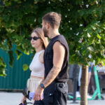 وشم برسومات كرتونية من Shrek و SpongeBob على ذراع الرجل - وشم Photo Street № 13 - 06/27/2021 3