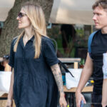 وشم بالورود على اليد اليسرى للفتاة - وشم صور شارع № 13 - 06/27/2021 7