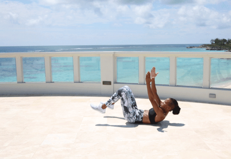 hiit tréning cvičenie budovanie svalov chudnutie spaľovanie tukov výpady skoky