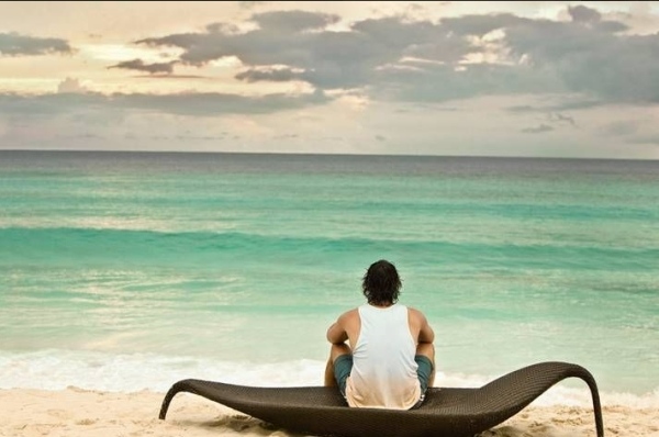 Dedon leaf moderné dizajnové ležadlá na terasu