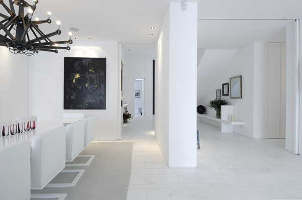 moderný dom na pobreží Stredozemného mora -interiér desifn