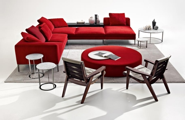 Obývací priestor červeno biely B & B nábytok B & amp; B nápady na dekoráciu obývačky