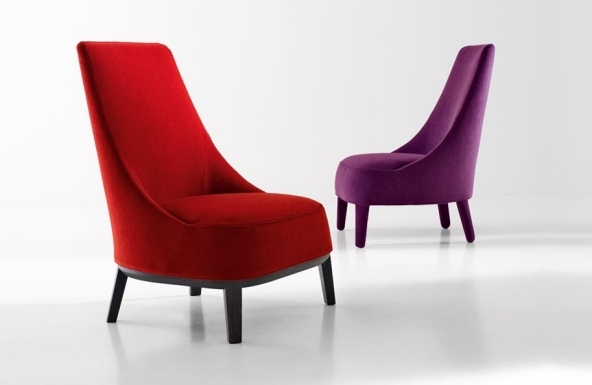 Kreslo Febo v dizajne červenofialovej farby Návrhy bytov na zariaďovanie červených kresiel