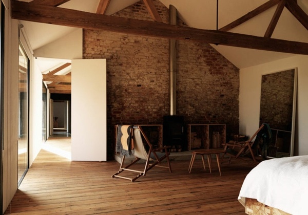 Dom s moderným interiérom-dizajn-tehlová stena