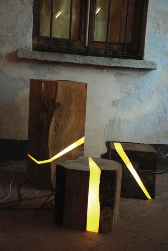 dizajnové osvetlenie vyrobené z dreva, ktoré zostalo zo sedadiel