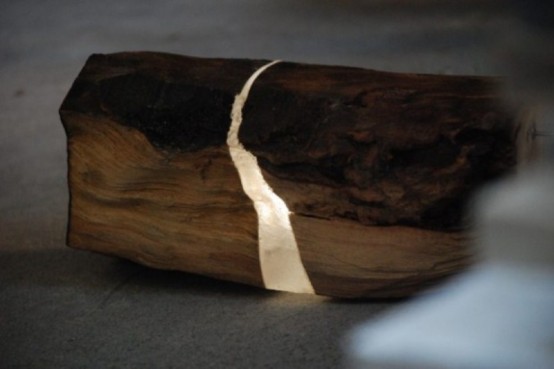 dizajnérske osvetlenie zo zvyškov dreva z kúskov stromov