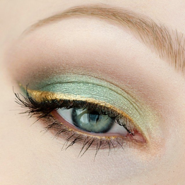 letné-oči-make-up-očná linka-zlato-žltá-zelená-očné tiene