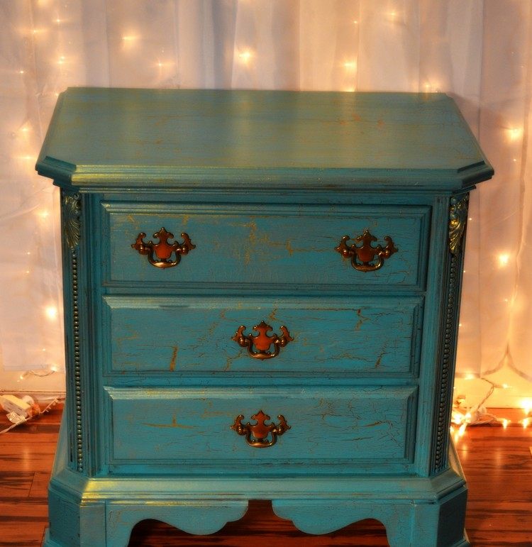 presúvanie-plánovanie-tipy-nábytok-osvieženie-komoda-prasklina-optika-farba laku