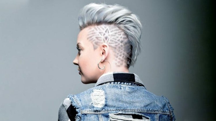 Ako môžem upraviť svoje podrezané trendy účesy mohawk pre krátke vlasy pre ženy