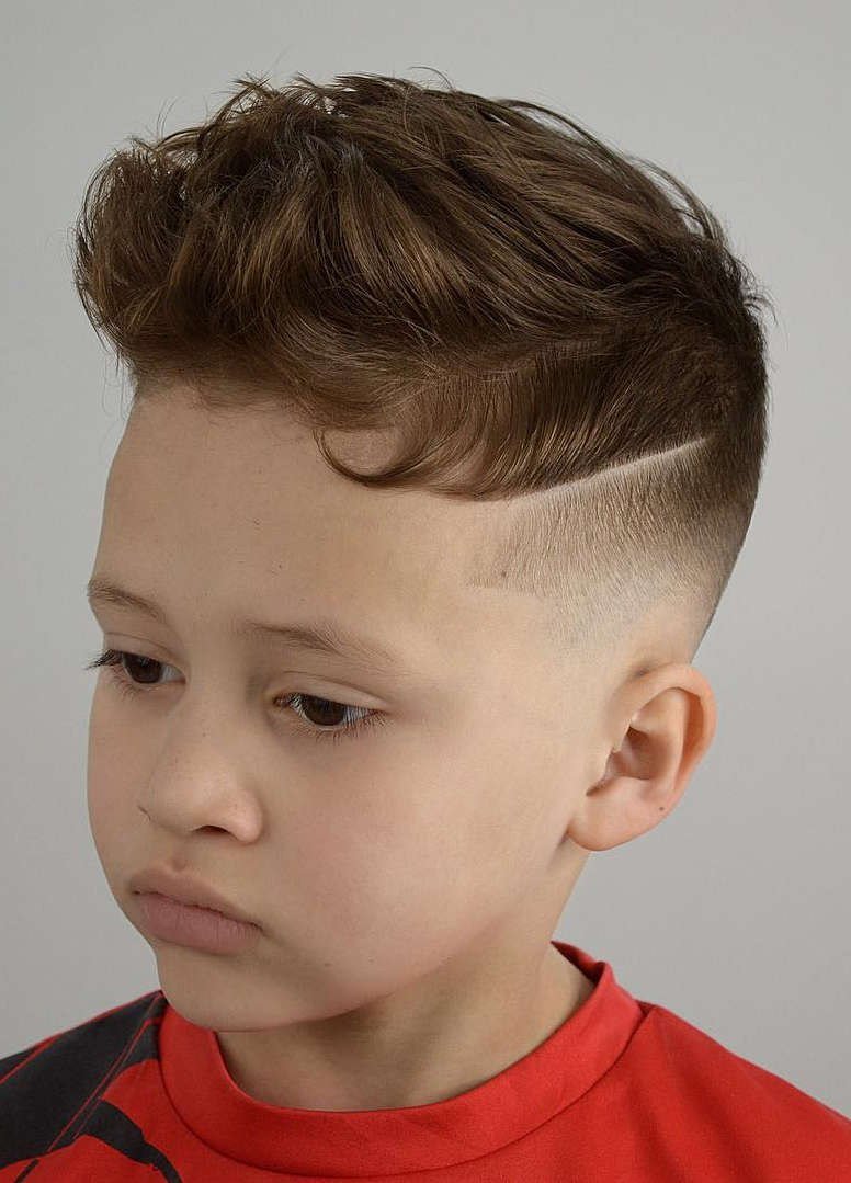 Nápady na podrezaný účes pre chlapcov