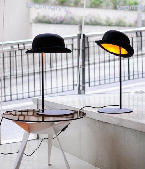 stolná lampa Bowlingový klobúk Jake Phipps Dizajnová stolná lampa Jake Phipps buřinka