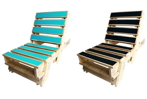 záhradný nábytok z europaliet na upcyklovanie v čiernej a modrej farbe