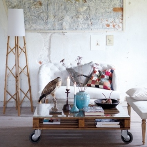 konferenčný stolík europalety upcyklovaný vnútorný sklenený tanier konferenčný stolík euro palety pre upcyklované interiéry sklenená doska