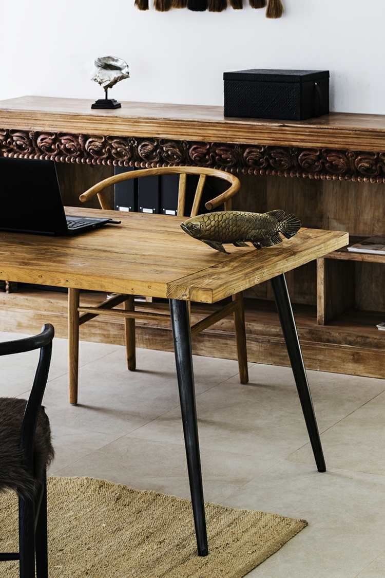 Naplánujte si dovolenku pre čo najlepší relax dovolenka v Bulharsku písací stôl-moderný-masívny drevo-starožitný nábytok