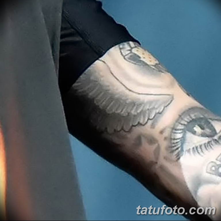Justin Bieber - Fotó az 56 -os oldalas angyalszárnyhoz