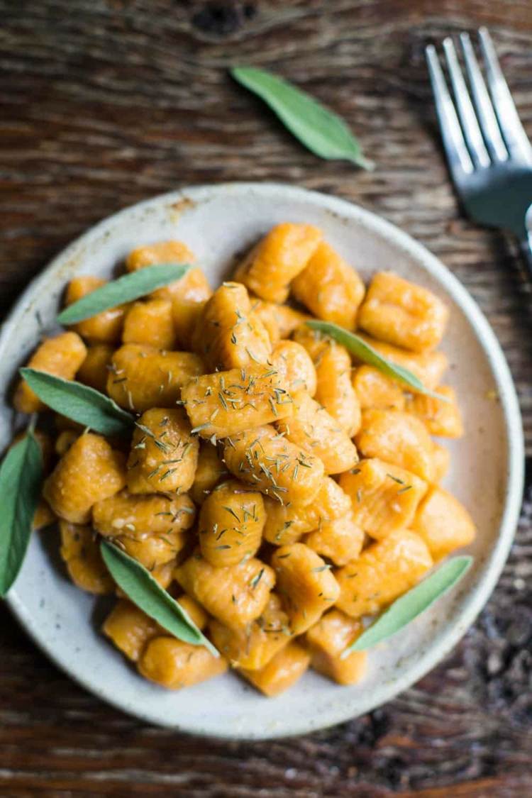 Gnocchi-sladké zemiaky-šalvia-vegánske hlavné jedlo