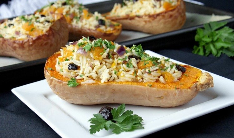 vegánske hlavné jedlá plnené tekvicou-maslom-ryžou