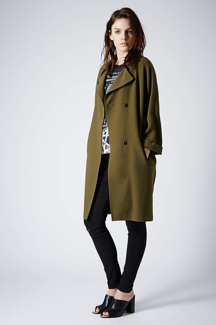 Vegánsky kabát v khaki farbe móda-vegánsky kabát-kaki-zelená-symbolika-tesné-nohavice-oeko