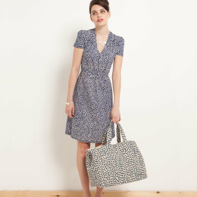 People Tree Mode - sivé šaty na leto móda-vegánsky-ľudia-strom-bavlna-sivá-farba-ženský-styling