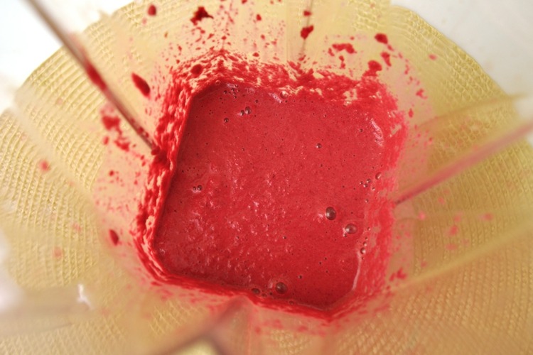 recept na vegánsku omáčku z omáčky na mixér z červenej repy