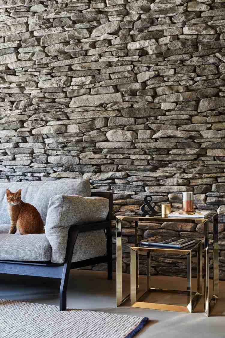 obývačka-prírodný kameň stena-lom-kamene-kov-bočné stolíky