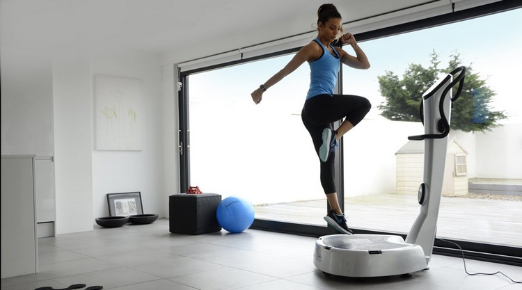 Cvičenia s vibračnými doskami na chudnutie Celé telo Školenie Výhody trénera vibrácií