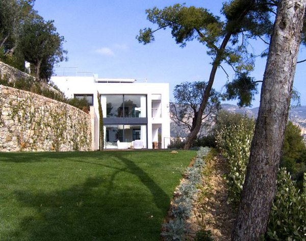 Moderná luxusná vila Francúzsko záhradný dizajn moderný a elegantný záhradný dizajn