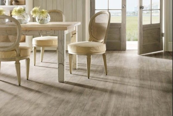 vinylová podlaha, ľahko položiteľný klikací systém, absorbuje hluk