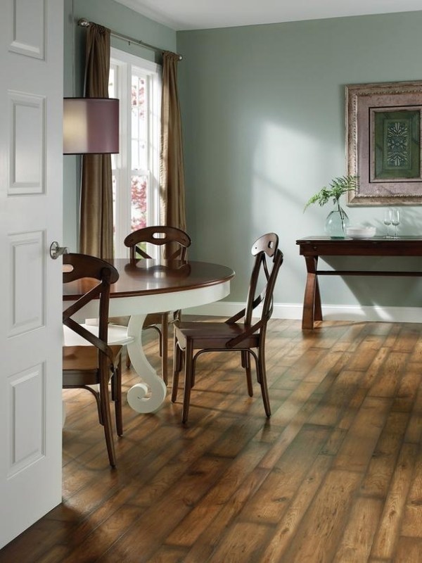 Vinylové podlahy do jedálne-recyklovateľný materiál s nízkou výškou