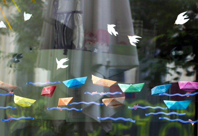 Vtáčia silueta Vtáčia silueta -sklo-sklo-vtáčie-odolné-okno-dekorácia-deti