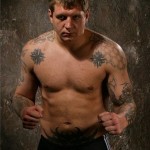 Tatuaż sportowca, który siedział