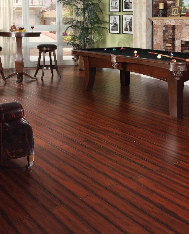 parketová herňa miestnosť drevená podlahová krytina premiestniť