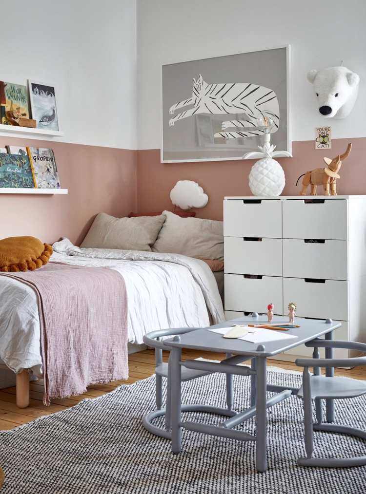 dvojfarebná nástenná detská izba biela a staroružová