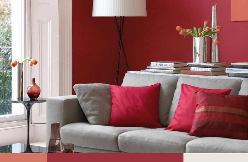 Farebný dizajn steny v odtieňoch bobúľ, oranžovej a bielej Maľujte stenu-teplé-bobuľové nuansy-broskyňovú farbu-bielu