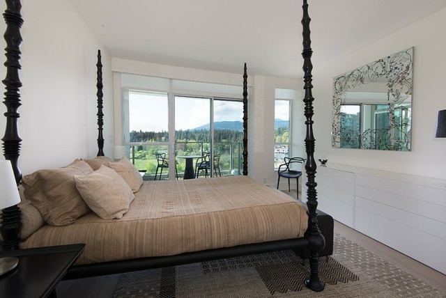 Zrkadlová stena v klasickom koloniálnom štýle akcenty zrkadlovej steny v klasickom koloniálnom štýle