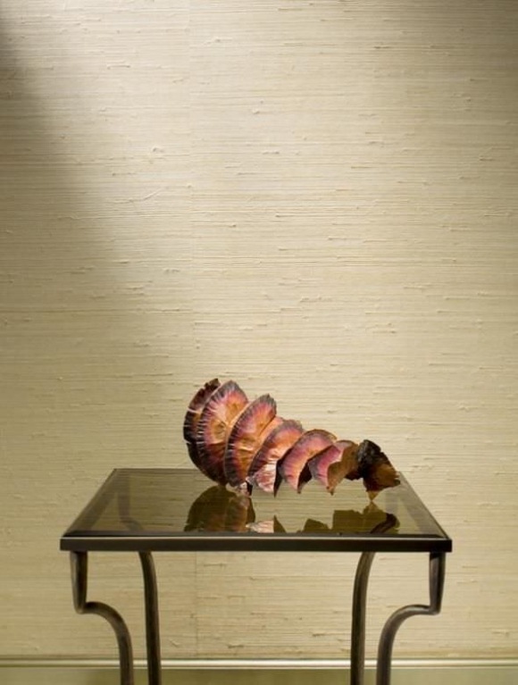 Netkaná textília na dekoráciu steny modernou svetlou nuansou s textúrou na tapety