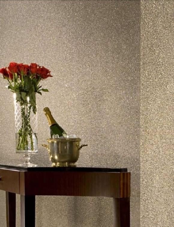 Luxusná stena pokrývajúca moderne trblietavé tapety zo sklenených vlákien