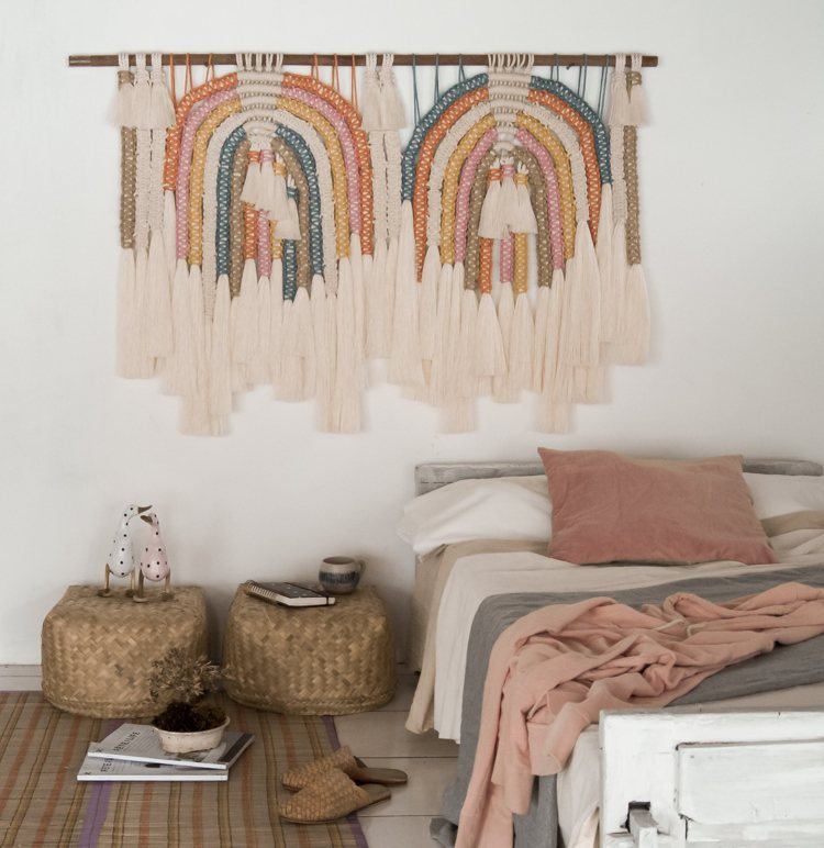 Ozdobte tapisériu deco spálňu macrame wall art