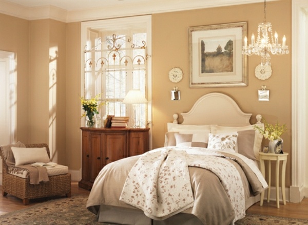 nábytok v kráľovskom štýle, neutrálna farebná schéma