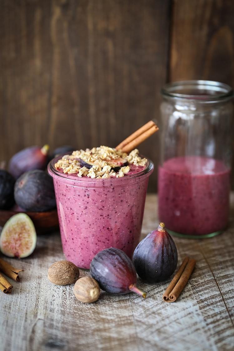 recept na teplé smoothie s červenou repou a figami