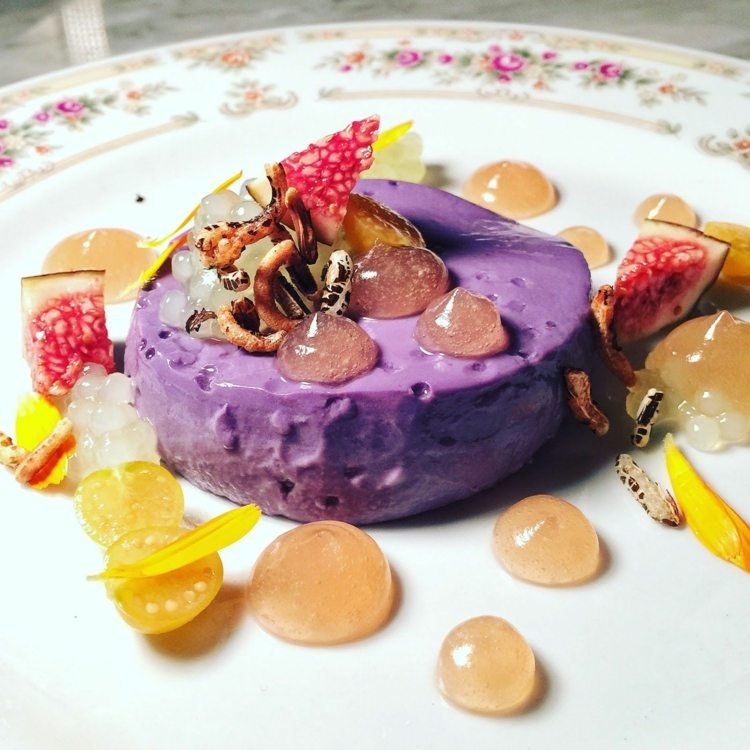 Ube root kuchársky koláč zákusky purpurový sladký zemiak