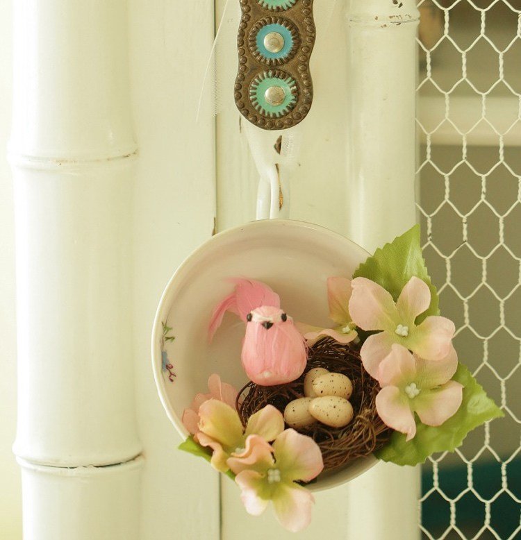 Čo môžete urobiť sami so starými šálkami? Dekorácia pohárov na čaj predných dverí