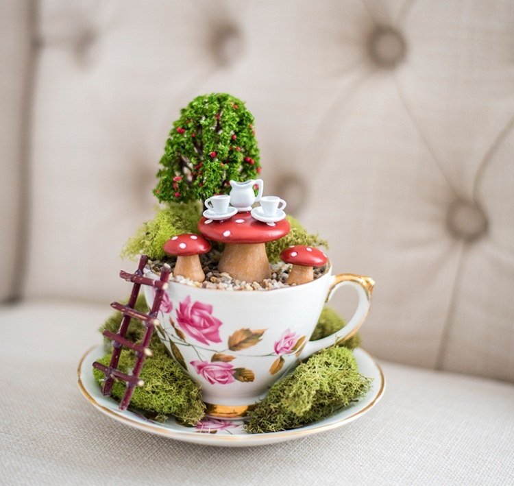 Vytvorte mini záhradu v starých pohároch. Nápady na dekoráciu