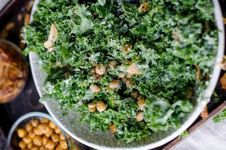 Šedým vlasom môžete samozrejme zabrániť železom z kapusty