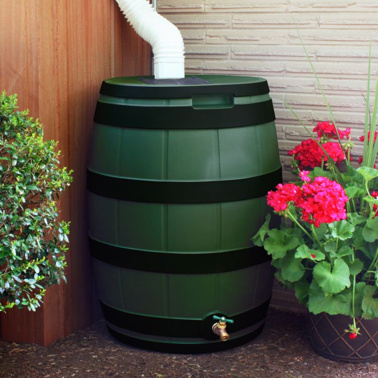 Rain barrel najlacnejšia možnosť, ale iba pre nízku spotrebu vody ušetriť voda-záhrada-dážď-sud-najlacnejšia možnosť-malá záhrada