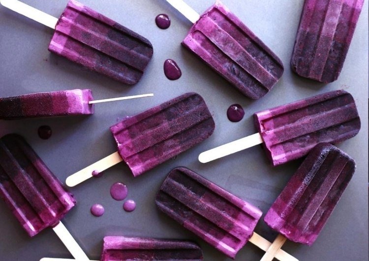 Vytvorte si vlastný vodný ľad-čučoriedkové vrstvy-ombre-lahodné-krásne-taveniny