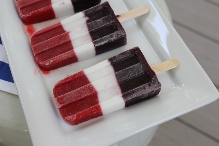 Vyrobte si vodný ľad sami -schuchten-červeno-bielo-tmavo purpurovo-jahodovo-krémovo-čučoriedkový