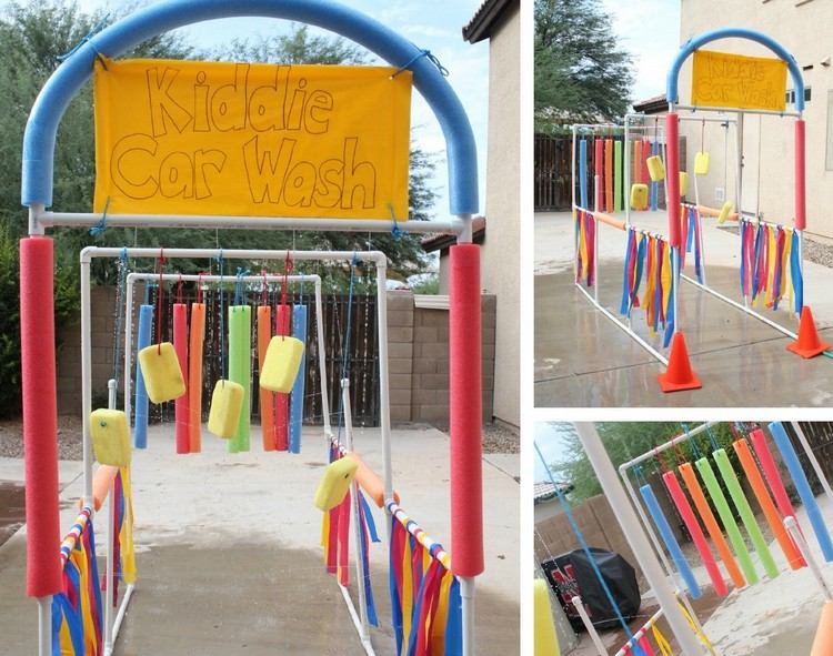 Vykonajte vodné hry pre deti umyte si auto zo špongie a záhradnej hadice