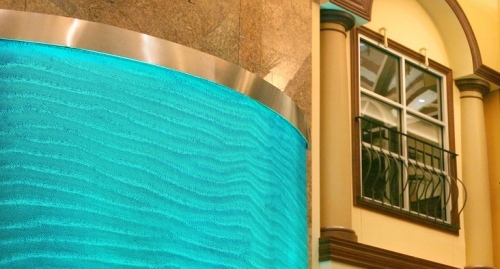 Pôvodný dizajn vodnej steny