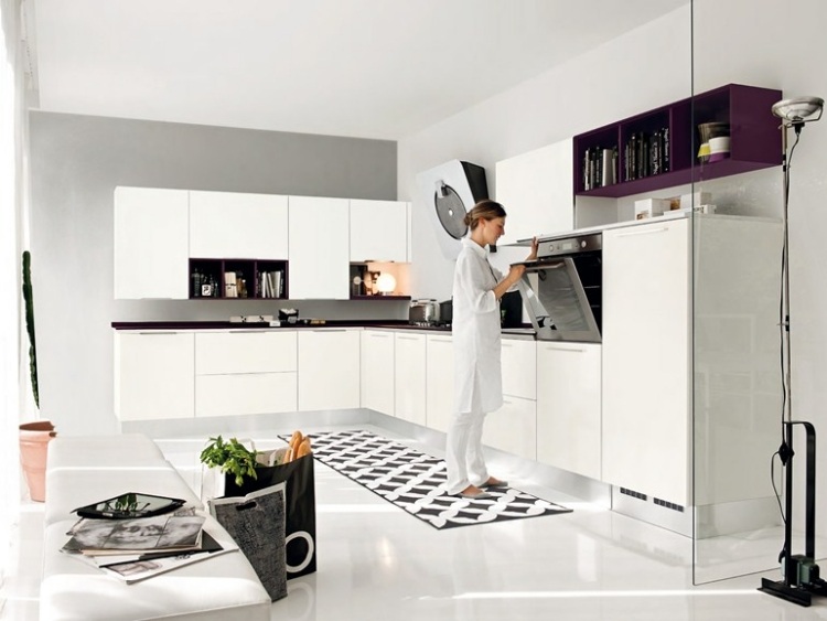 hravá-lak-kuchyňa-PAMELA-vysoký-lesk-biely-taliansky-dizajnér-kuchyňa-Lube